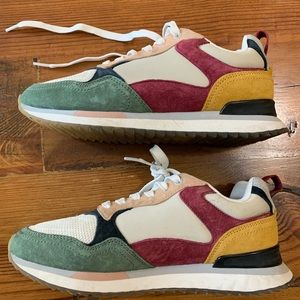 Hoff sneakers, size 6.5 - HARD TO FIND